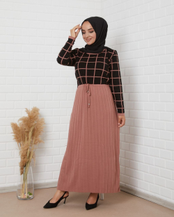 Woolen pleated dress